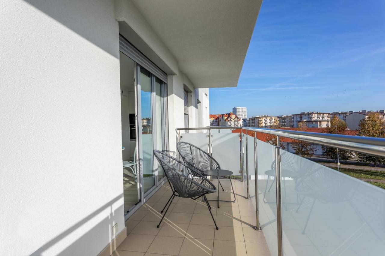Ambria Apartments Ulanska Świnoujście Exteriör bild