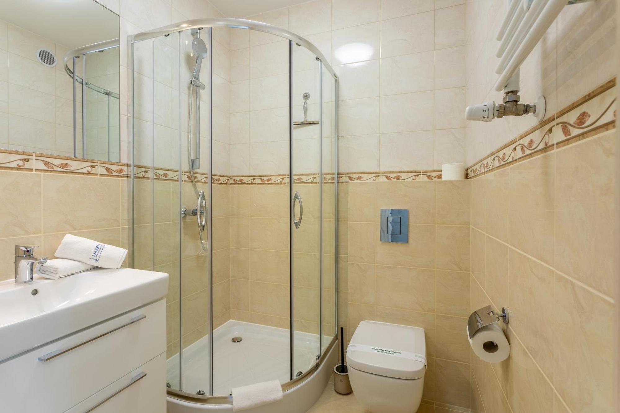 Ambria Apartments Ulanska Świnoujście Exteriör bild